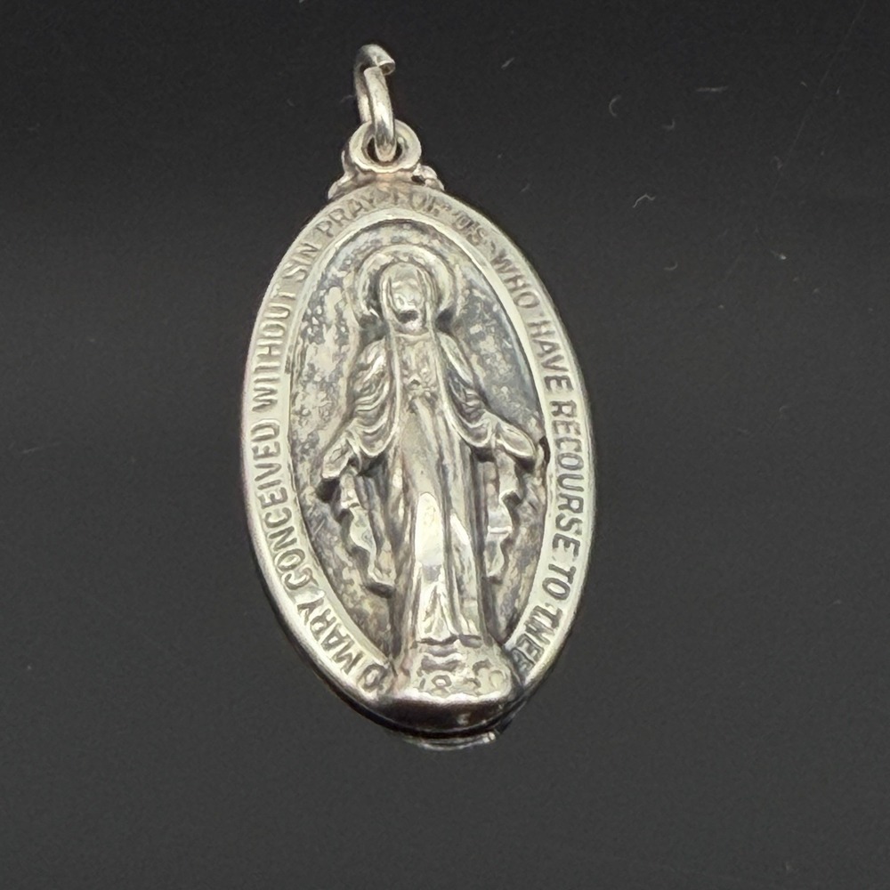Vintage Sterling SIlver 925 Miraculous Mary Sacred Heart Oval Medal Pendant 1" - Picture 3 of 8